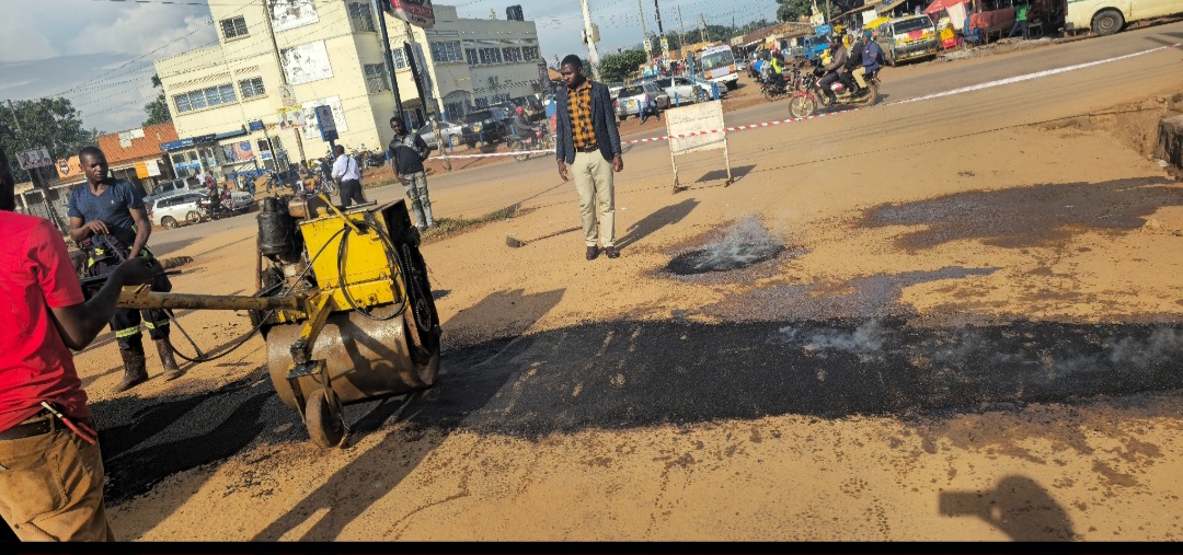Road Patching along Police road